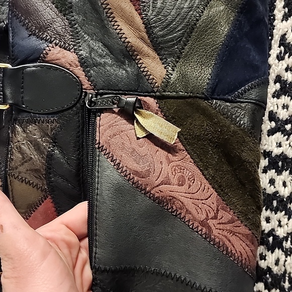 🔴 🔚🔜 VTG La Corina Leather Patchwork Purse. - Picture 12 of 16